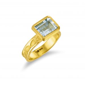 fairtrade-gold-aquamarine-wild-engagement-ring
